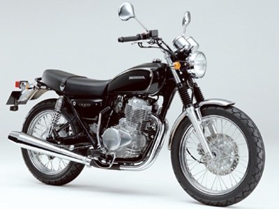 画像のCB400SSをヨンフォア仕様にしたいのですが、どこをカスタム