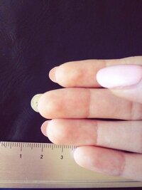 この爪の長さでボーリングしたら折れますか？ 写真アリ。 だいたい指の腹からみて5mmほど出ています。

ちなみにアートされてないジェルネイルをしているのですがヒビ入っちゃいますかね？