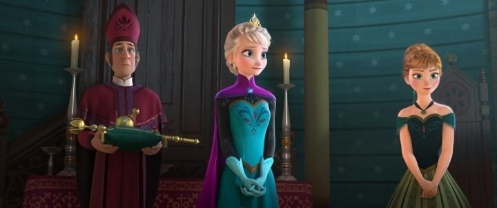 映画「アナと雪の女王」の戴冠式のシーンで、エルサが陛下就任を宣明さ