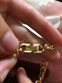 チェーンネックレスを購入したのですが 留め具の外し方がわかりません Yahoo 知恵袋