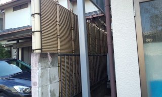 隣家の雑草について - 隣家と我が家の垣根に我が家持分のフェンスがあ 
