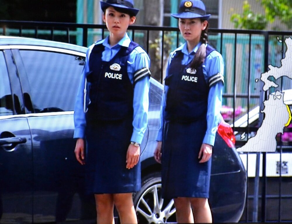 女性 安い 警察 官 スカート