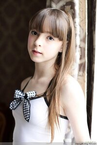このジュニアアイドルは、誰ですか？ - 「Eva.R」というモデル... - Yahoo!知恵袋