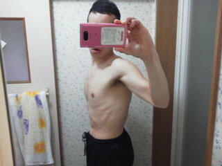 一般成人男性の胸囲チェストが90センチというのを聞きましたが そんなにあるん Yahoo 知恵袋