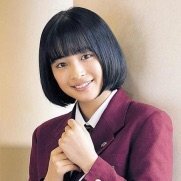 ベース顔には先生 の広瀬すずちゃんの髪型は似合いませんか 耳は出さ Yahoo 知恵袋