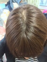 緊急 ヘアカラーに詳しい方 昨日ヘアカラーが思っていたより明るくなって Yahoo 知恵袋