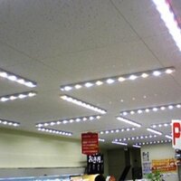 画像はローソンのｌｅｄ照明になります セブンイレブンのled照明は小さいle Yahoo 知恵袋