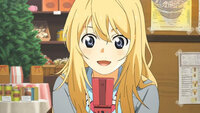 アニメ 四月は君の嘘 ヒロインの宮園かをりが使用していた赤いガラケ Yahoo 知恵袋