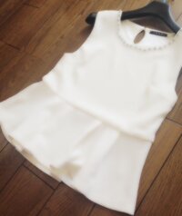 この服のカテゴリ このようなタイプ服の名前 を教えてください Yahoo 知恵袋