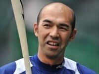 荒木大輔と渡辺久信髪型がヤバイのはどちらですか 荒木でしょう みぐさく Yahoo 知恵袋