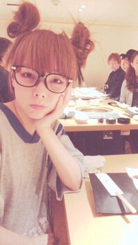 最近 Aikoみたいな洋服の系統にはまっています あれは Yahoo 知恵袋