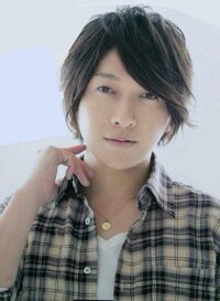 声優の小野大輔さんです 大好きです カッコイイですよね W Bﾈｯ Yahoo 知恵袋