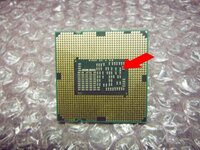 CPU裏のチップの欠けを修理したいのですが、もともとついていた