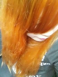 ブリーチ二回して明るい髪用のカラー剤でオレンジをいれたんですが蛍光色の Yahoo Beauty