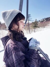 中村里砂さん可愛いと思います ブログを見たりしていますが 里砂さんが私服でよ Yahoo 知恵袋