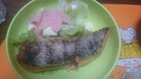 焼き魚を食卓に出す時 身の方と皮の方とどちらを上にしますか 食べ易さと Yahoo 知恵袋