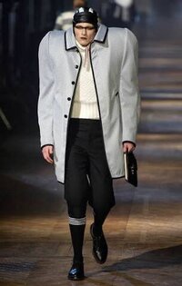 僕のファッションどうですか 女子ウケいいですか クラブで声かけられるの Yahoo 知恵袋