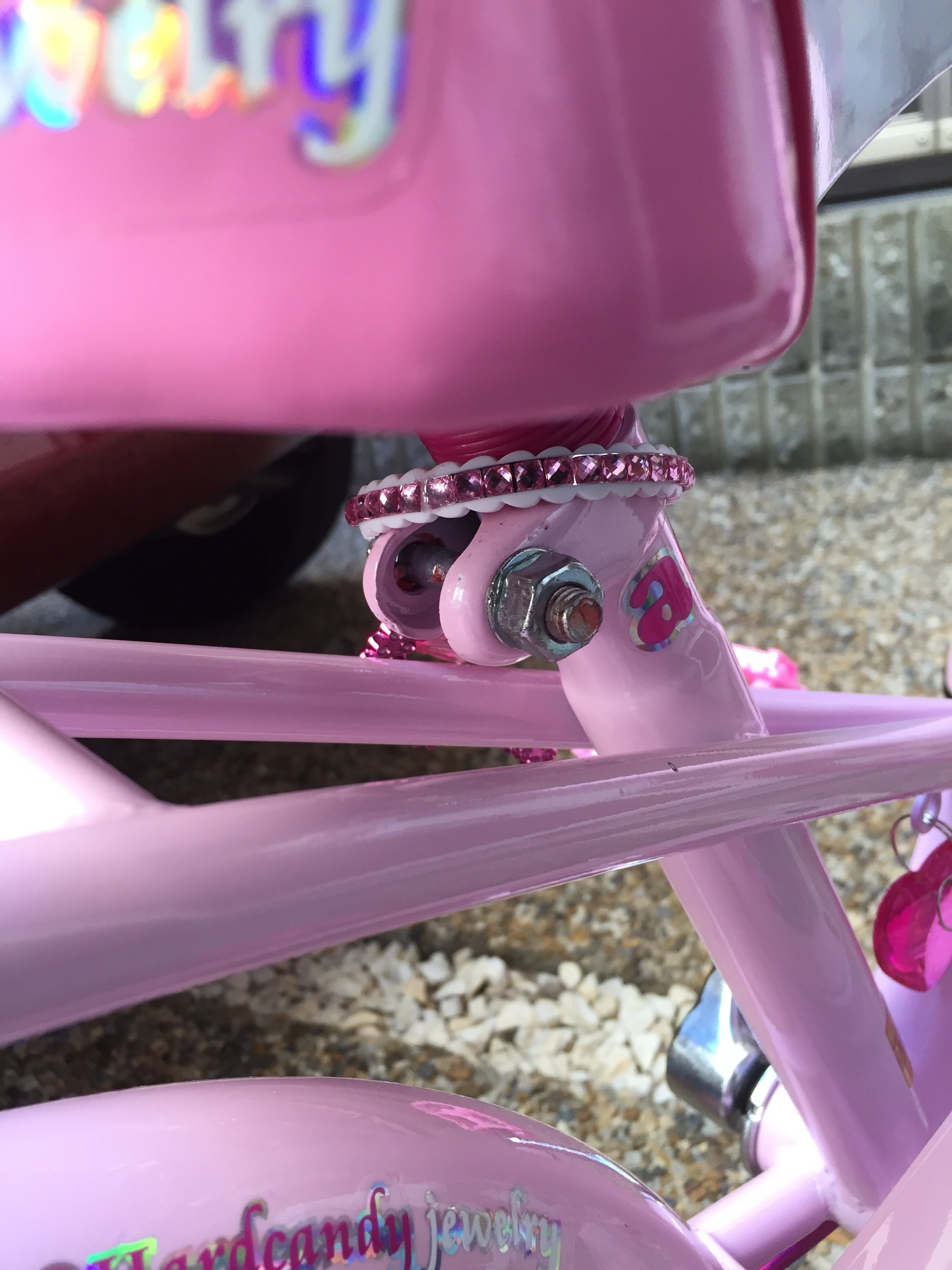 使用する工具は何が必要でしょうか？子供の自転車を買ったのですがサド 