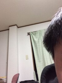 前髪の生える向きが横に生えていてまっすぐ下向きに生えません Yahoo 知恵袋