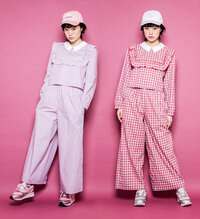 このような雰囲気のお洋服を探しています 画像はキャンディストリッパーさんのも Yahoo 知恵袋