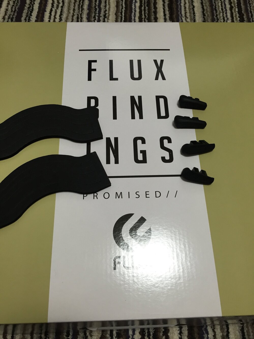 FLUX ビンディング ブラック 4X4 DM FTM VERSA｜トレファクONLINE