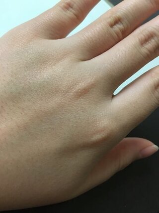 最近肌がめっちゃ白い子に 肌白いね 羨ましいと言われました その時 Yahoo 知恵袋