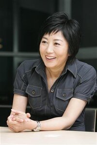 この画像の人小宮悦子さんでしょうか このドリンク 大好きで飲んでいるの Yahoo 知恵袋