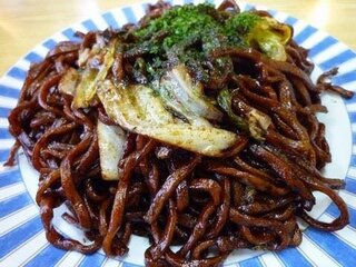 群馬県の太田市の 太田焼きそば をスーパーで食べたらドス黒いソースの色が黒く Yahoo 知恵袋