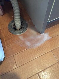 排水口から水が溢れてます どうしたら良いでしょうか 水回りに強い方 教えてくださ 教えて 住まいの先生 Yahoo 不動産