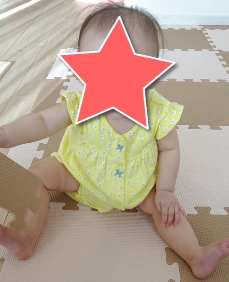 生後９ヶ月でロンパースは変ですか もうすぐ10ヶ月になる女の子を育てていま Yahoo 知恵袋