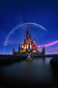 ディズニー映画のオープニングで出てくるお城はシンデレラ城でしょうか Yahoo 知恵袋