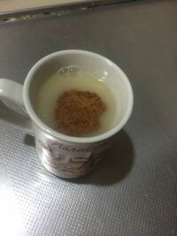 午後の紅茶のミルクティーを温めたら茶色いものが浮いてきたのですが なんで Yahoo 知恵袋