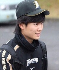 ヘアースタイルでの質問です 前髪ぱっつんのやわらかいマッシュにしたいのですが Yahoo 知恵袋