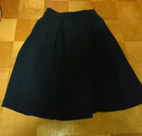 高校の修学旅行で私服で行動する日があるのですが中々服が決まりません このス Yahoo 知恵袋