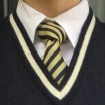 ネクタイの結び方についてです 女子高校生がよくやるネクタイの結び方ってありま Yahoo 知恵袋