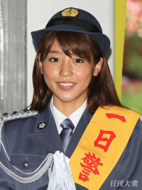 岡副麻希ちゃんは婦人警官に見えますか 見えますね おっちょこちょいな婦 Yahoo 知恵袋