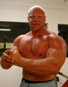 人類史上最強の呼び声高いマグナス サミュエルソンさんがウエイトリフ Yahoo 知恵袋