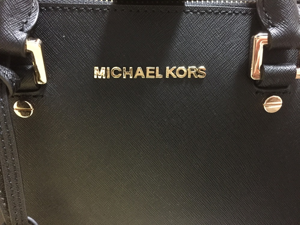 至急！よろしくお願いします。マイケルコースmichaelkorsのバッグを貰 