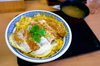 今日 杵屋といううどんのお店でカツ丼と温かいうどんを食べました ところが カ Yahoo 知恵袋