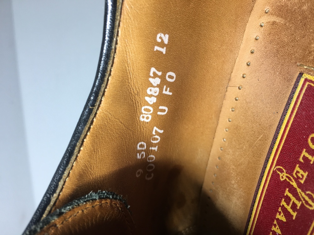 COLEHAANの革靴サイズ表記について。画像のサイズ表記は9.5D