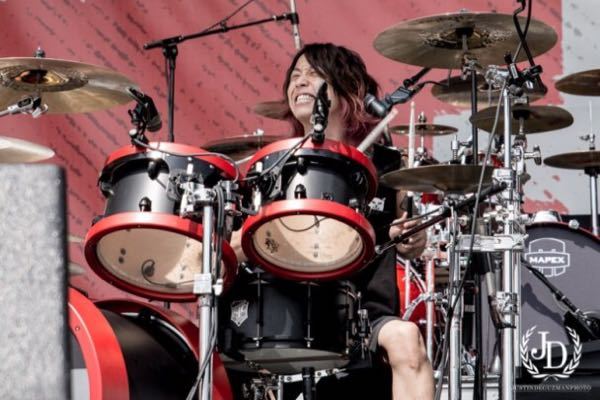 ONEOKROCKのTomoyaさんのスネアドラムについてです。 - 最近