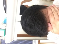 天然パーマくせ毛剛毛太い髪の毛中学生男です 僕の髪は天然パーマでと Yahoo 知恵袋