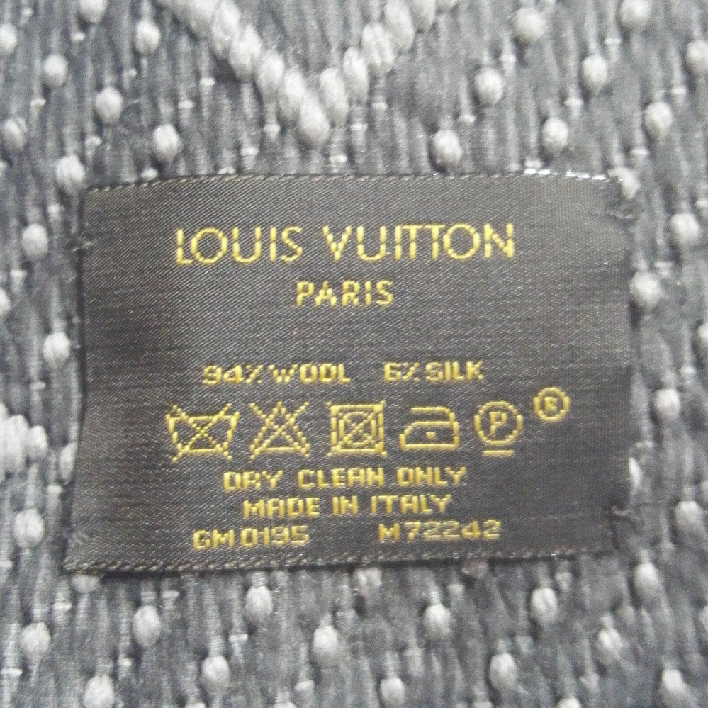 LVルイヴィトン　本物マフラー ギフトにも◇モフモフで可愛い♪】ルイヴィトン マフラー (Louis