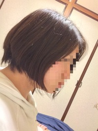 このヘアカットは下手ですか 顔の横の毛束が何束か長い気がします 後ろの毛も触 Yahoo 知恵袋