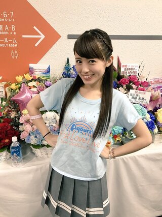 乃木坂46 乃木坂46の松村沙友理ちゃんとaqours ラブライブ サンシ Yahoo 知恵袋