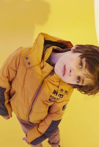 海外のキッズモデルの男の子です 写真の子の名前を知っている方がいた Yahoo 知恵袋