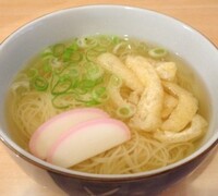 そうめんとにゅうめんの違いってなに 冷たいか熱いかの違いです 冷素麺 そ Yahoo 知恵袋