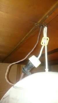 今 住んでいる家の照明が暗いので交換しようと思っています 引っかけシーリングがな 教えて 住まいの先生 Yahoo 不動産