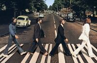 ビートルズのabbeyroadのジャケットですが 横断歩道がバーコードみたい Yahoo 知恵袋