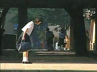 高1女子です 明日幼馴染と久々に会います プリクラとります ３人です Yahoo 知恵袋